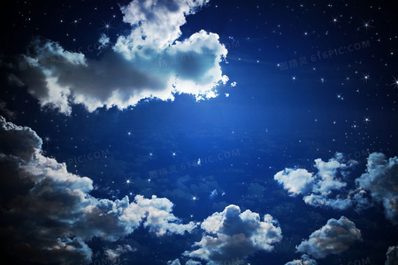 钢铁古堡：维妮的穿戴甲与失落文明