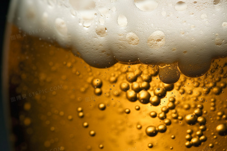 血色芳华:战争背景下的人物群像